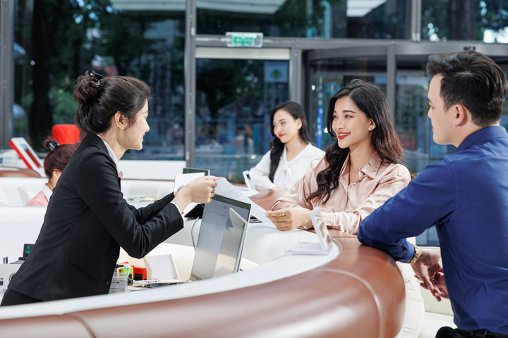 Techcombank lập kỷ lục lợi nhuận quý 3, tiếp đà tăng trưởng bền vững - 3