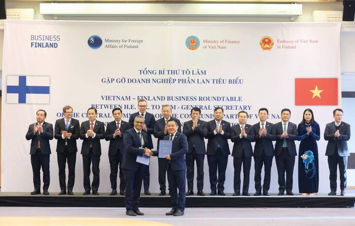 VNPT tăng cường hợp tác với các đối tác Phần Lan