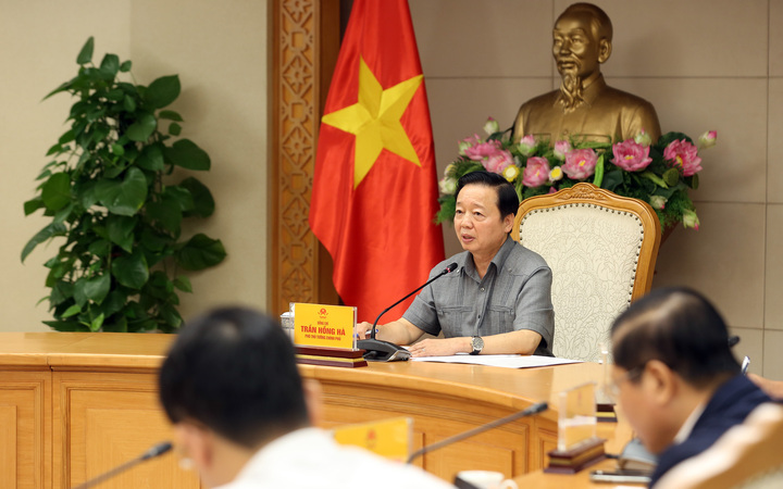 Phó Thủ tướng Trần Hồng Hà chủ trì cuộc họp. (Ảnh: VGP)