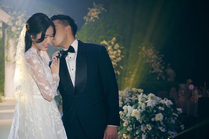 Á hậu Phương Anh và doanh nhân Hồ Đắc Đức trong lễ cưới.