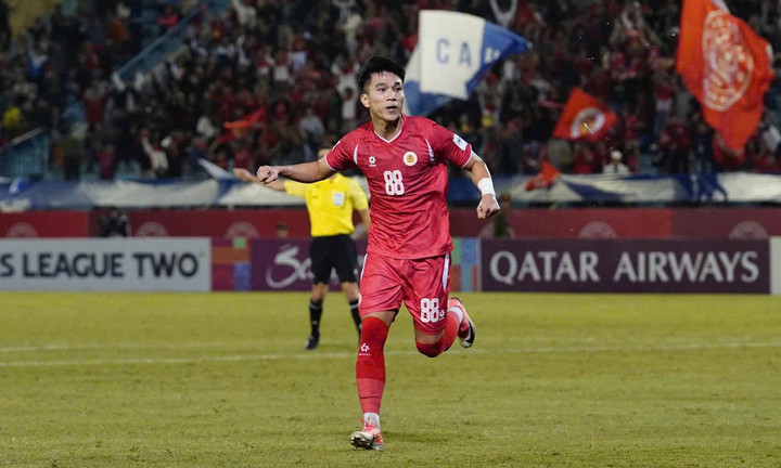 Lê Văn Đô ghi bàn mở tỷ số.