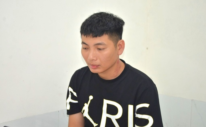 Đối tượng Bàn Văn Vỹ tại cơ quan Công an