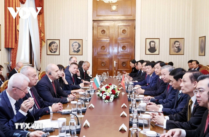 Tổng thống Cộng hòa Bulgaria Rumen Radev và Tổng Bí thư Tô Lâm dẫn đầu đoàn đại biểu cấp cao hai nước hội đàm.