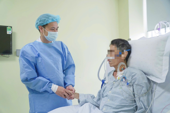 Nam bệnh nhân được ghép gan thành công. (Ảnh: BVCC)
