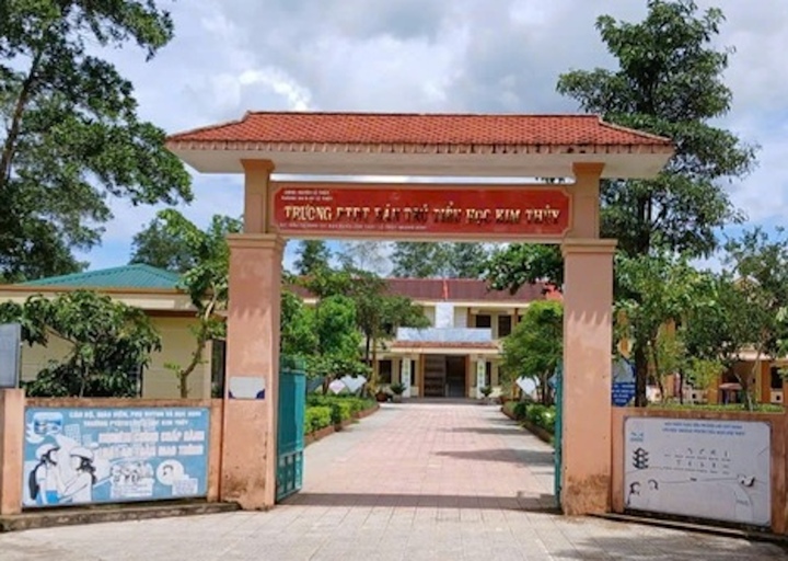 Trường Phổ thông dân tộc bán trú Tiểu học Kim Thuỷ