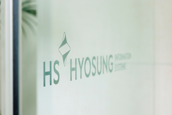 מטה חברת HS Hyosung Information Systems - חלוצה בתחום תשתיות המחשוב ואחסון נתונים בקוריאה.