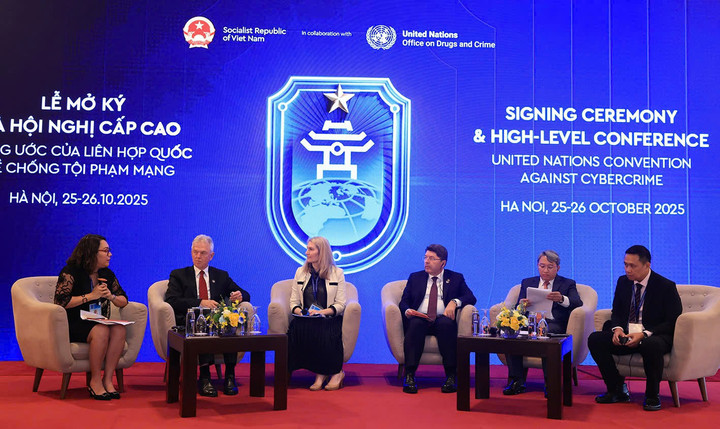 Quang cảnh phiên thảo luận.