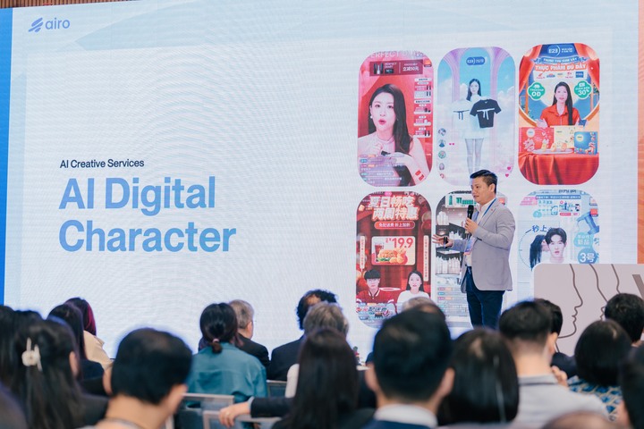 Các chuyên gia chia sẻ về sự đồng hành của AI trong ngành Sales và Marketing. (Ảnh: Đại Việt)