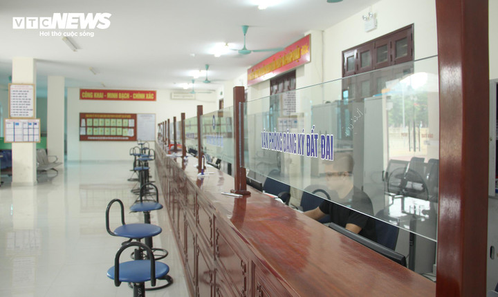 Trung tâm Phục vụ hành chính công xã Vũ Thư, tỉnh Hưng Yên.