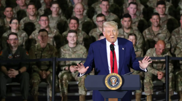 Chưa rõ chính quyền Trump có thể hợp pháp sử dụng khoản quyên góp này để trả lương cho quân đội nếu không có sự phê chuẩn của Quốc hội. (Ảnh: Getty Images)