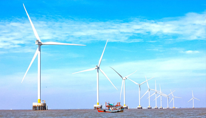Cà Mau không chỉ dừng ở điện gió hay điện mặt trời, mà còn đang từng bước tiến vào lĩnh vực năng lượng mới - lĩnh vực được xem là “chìa khóa vàng” cho tương lai năng lượng toàn cầu. (Ảnh: Hoàng Nam)