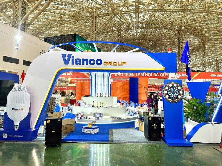 Vianco kiến tạo trải nghiệm ánh sáng công nghệ cao tại Siêu hội chợ Mùa thu 2025 - 1