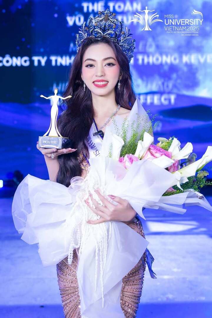 Hoàng Ngọc Như đăng quang Hoa hậu Sinh viên Việt Nam 2025.