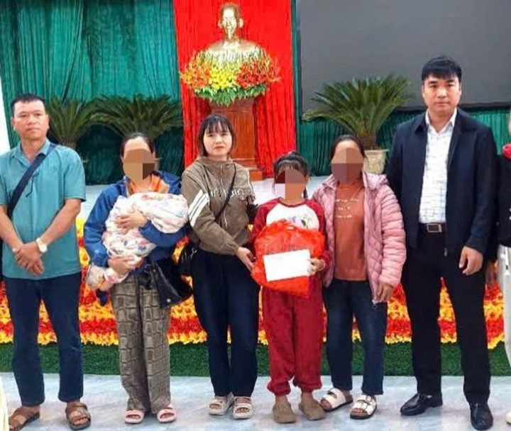 Chính quyền địa phương hỗ trợ các thủ tục để gia đình đưa cháu L. về quê ngoại ở Sơn La sinh sống, tiếp tục học tập.