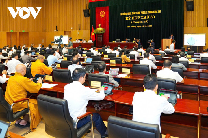 Hội đồng nhân dân thành phố Hải Phòng khoá XVI, nhiệm kỳ 2021 - 2026 tổ chức kỳ họp thứ 30 (kỳ họp chuyên đề) vào chiều 26/10.