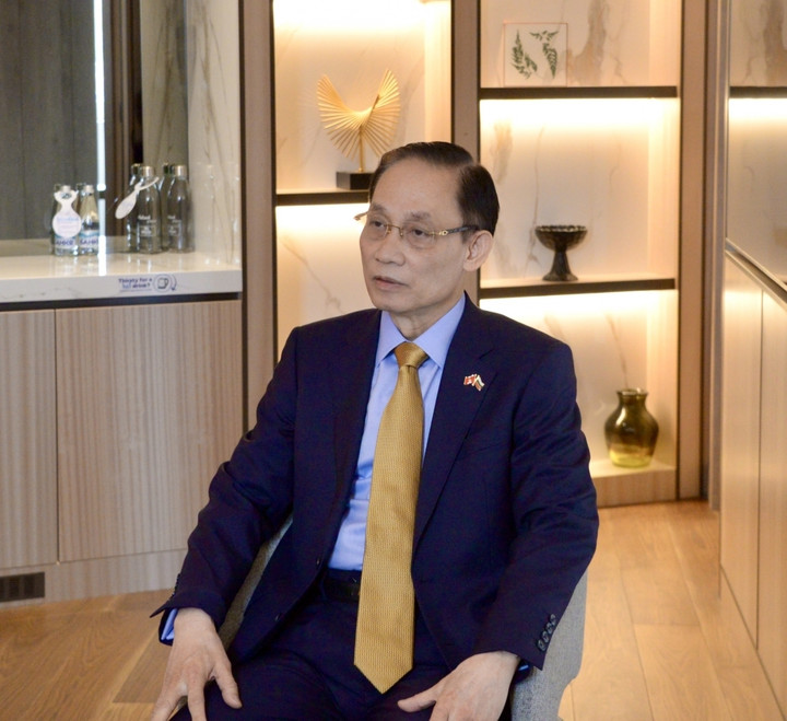 Bộ trưởng Bộ Ngoại giao Lê Hoài Trung.