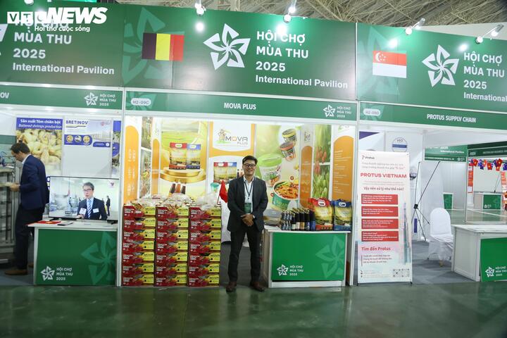 Gian hàng của Bỉ tại Hội chợ mùa Thu lần thứ nhất - 2025.