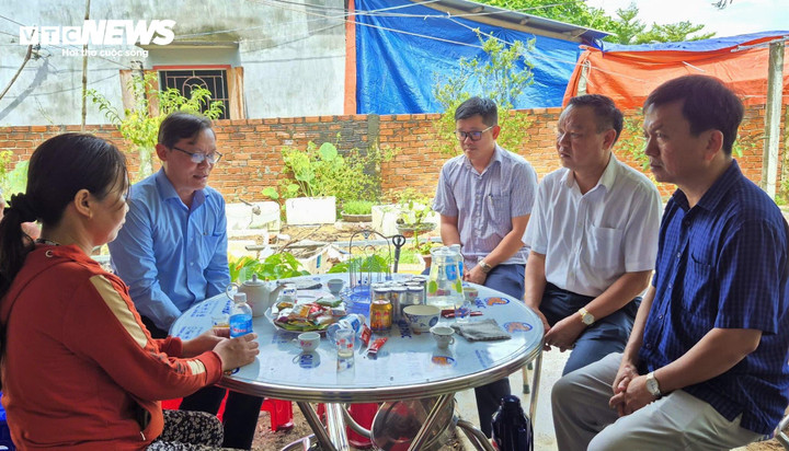 Lãnh đạo UBND tỉnh Đắk Lắk thăm hỏi gia đình nạn nhân tử vong trong vụ tai nạn sập móng nhà khi đang xây dựng