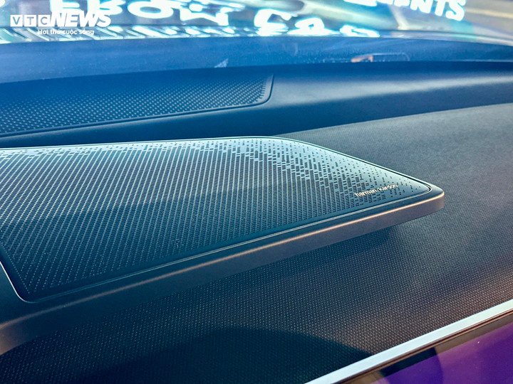 SUV hybrid từng lập kỷ lục Guiness về quãng đường di chuyển có mặt tại Việt Nam - 6