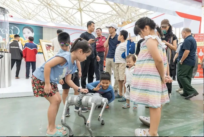 Ngàn lẻ một điểm 'phải đến' tại siêu hội chợ quy mô khủng nhất từ trước tới nay - 3