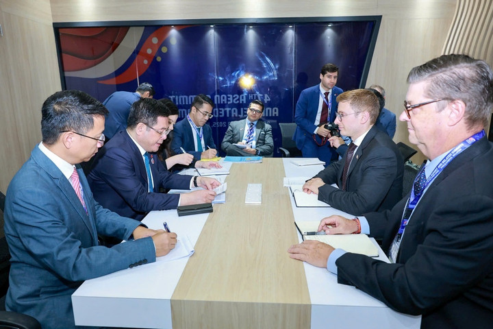 Bộ trưởng Nguyễn Hồng Diên làm việc với Bộ Ngoại giao Mỹ về hợp tác song phương.