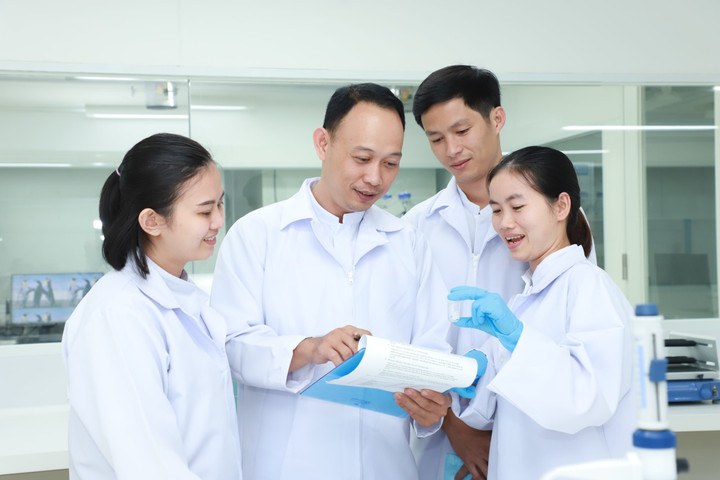 Phòng thí nghiệm của Acecook Việt Nam được vận hành bởi đội ngũ các nhân viên giàu chuyên môn.