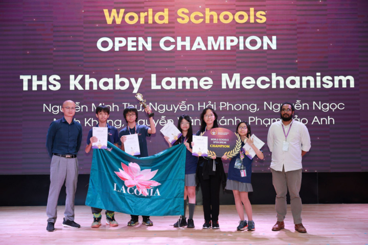 ក្រុមប្រឆាំង - យន្តការ THS Khaby Lame បានឈ្នះជើងឯកបើកទូលាយ - ប្រភេទការជជែកដេញដោលរបស់សាលាពិភពលោកនៅវគ្គផ្តាច់ព្រ័ត្រ OIDSC 2025 ។