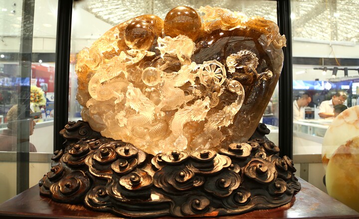 Những siêu phẩm đá quý tiền tỷ ở Hội chợ Mùa thu lần thứ nhất 2025