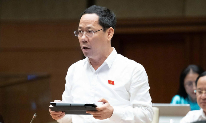 Đại biểu Trần Nhật Minh (Đoàn ĐBQH tỉnh Nghệ An).