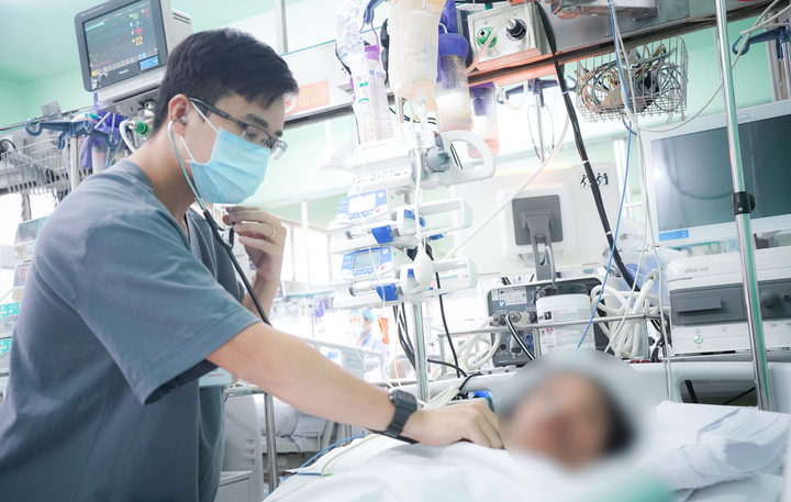 Các bác sĩ hai bệnh viện Từ Dũ và Chợ Rẫy cứu sống nữ bệnh nhân mắc hội chứng 