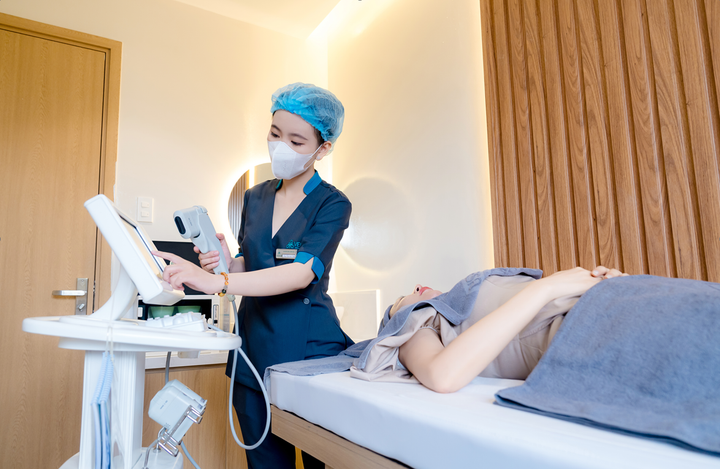 Một góc không gian trung tâm chăm sóc da tiêu chuẩn của Venesa: Hiện đại - riêng tư - ứng dụng công nghệ cao không xâm lấn.