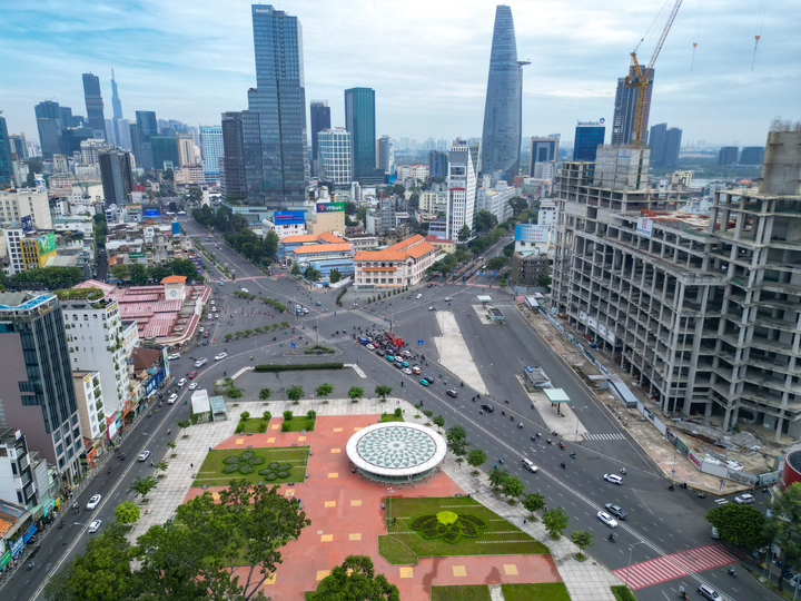 Conform noii propuneri, linia de metrou Can Gio va fi extinsă cu aproximativ 5 km de la Tan Thuan până la stația Ben Thanh a liniei Ben Thanh-Suoi Tien. (Foto: Luong Y)