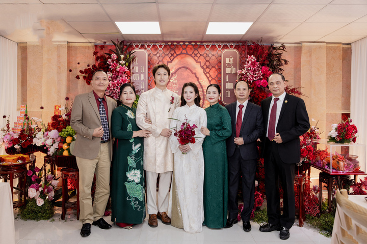 Lễ ăn hỏi của diễn viên Đình Tú và mỹ nhân phim giờ vàng VTV - 2
