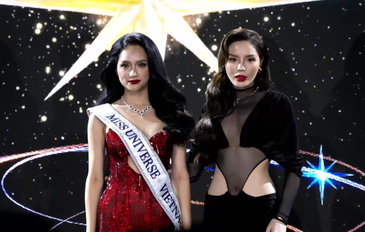 Hương Giang nhận sash đại diện Việt Nam tham gia Miss Universe 2025.