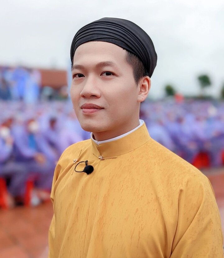 MC Trần Ngọc lập kỷ lục 4 năm dẫn điểm cầu đều có nhà vô địch.