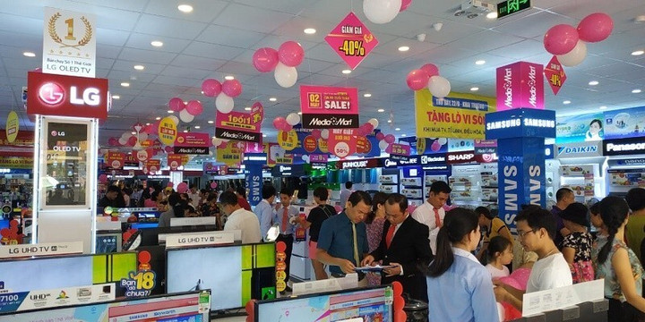 MediaMart thăng hạng trong Top 10 công ty bán lẻ uy tín 2025 - 5