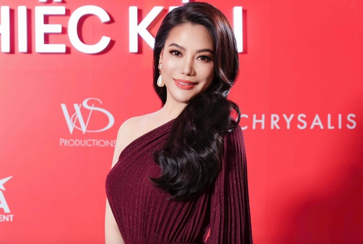 Trương Ngọc Ánh duy trì độ nổi tiếng suốt nhiều năm làm nghề.