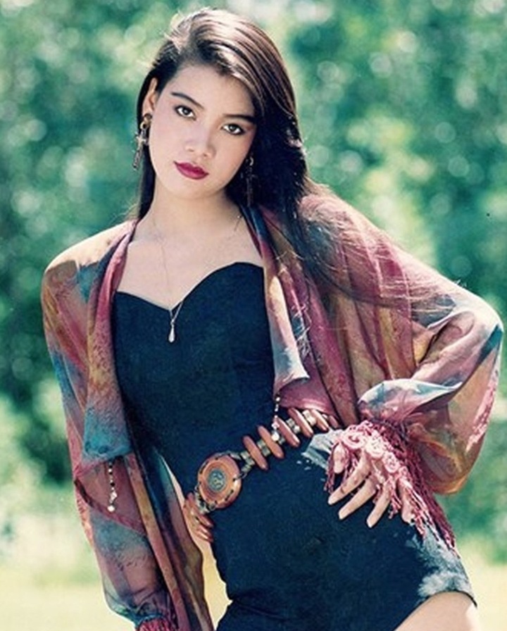 Trương Ngọc Ánh bước vào nghệ thuật từ năm 16 tuổi.