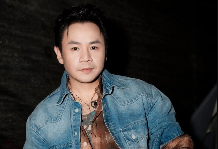 بنز نے یوٹیوب پر جارحانہ دھنوں کے ساتھ 2 MVs کو تیزی سے چھپایا۔