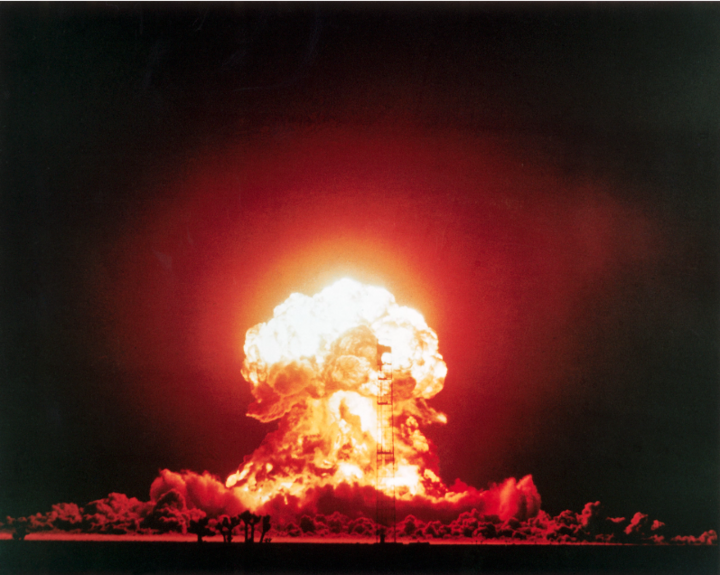 Vụ nổ năm 1953 tại Khu thử nghiệm Nevada là một phần của Chiến dịch Upshot-Knothole. Mỹ đã không tiến hành vụ nổ thử hạt nhân trong khí quyển nào kể từ năm 1962. Ảnh: Getty Images