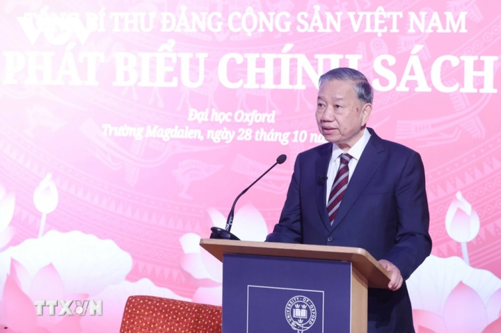 Tổng Bí thư Tô Lâm phát biểu chính sách tại Đại học Oxford. (Ảnh: TTXVN)