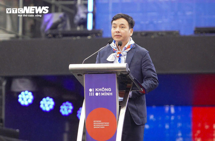 Thiếu tướng Lê Xuân Minh - Cục trưởng Cục An ninh mạng và phòng, chống tội phạm sử dụng công nghệ cao, Bộ Công an phát biểu khai mạc chương trình.