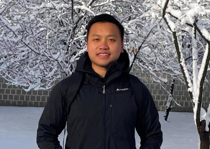 Ho Dac Thanh Chuong 2022-ben végzett az ausztráliai Swinburne Egyetemen.