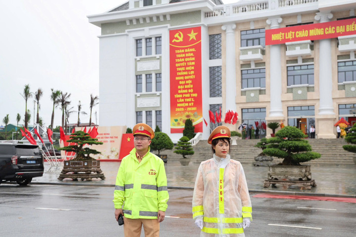 Thực hiện kế hoạch bảo vệ, lực lượng Công an tỉnh Phú Thọ chủ động nắm chắc tình hình, phối hợp chặt chẽ với các sở, ban, ngành, địa phương, triển khai các biện pháp nghiệp vụ từ sớm, từ xa, kiên quyết không để xảy ra bị động, bất ngờ.