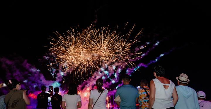 Des milliers de touristes profiteront d'un véritable festin visuel en cette fin d'année.
