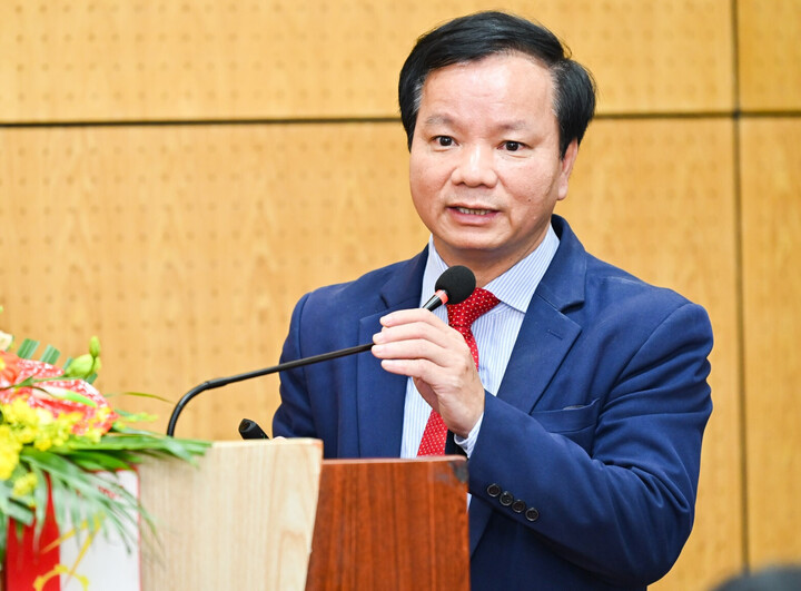 GS.TS Vũ Văn Yêm, Phó Giám đốc Đại học Bách khoa Hà Nội. Ảnh: Duy Thành