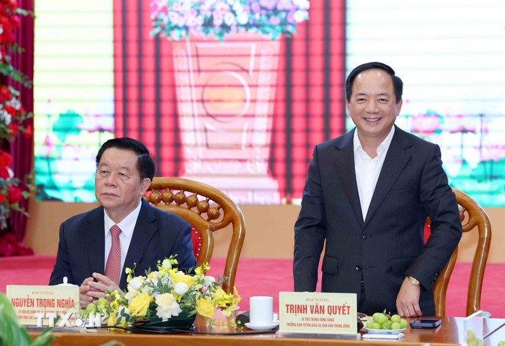 Ông Trịnh Văn Quyết, Bí thư Trung ương Đảng, Trưởng Ban Tuyên giáo và Dân vận Trung ương phát biểu tại hội nghị.