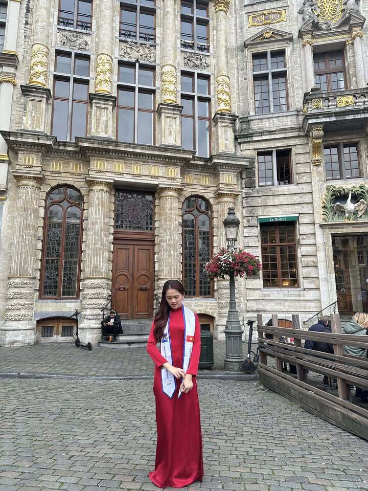 10X 소녀, 국제 석사 장학금 4개 획득 - 3