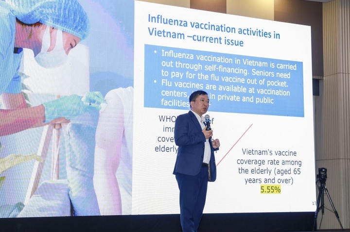 Phó Giáo sư, Tiến sĩ, bác sĩ Phạm Quang Thái chia sẻ tại hội thảo.