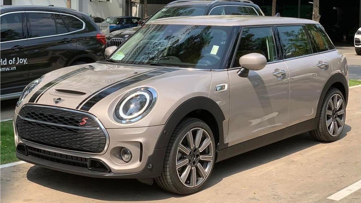 Mini Cooper Clubman 2025 là phiên bản nâng cấp của dòng xe hatchback sang trọng. (Ảnh: danhgiaxe.com)